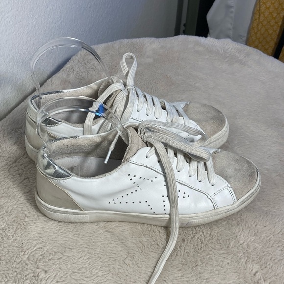 Steve Madden Rezza White Sneakers Women's Size 8 - Picture 1 of 6